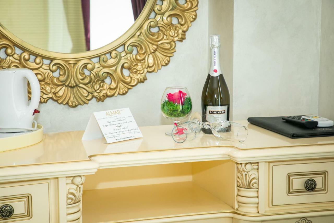 Almar Lake View Boutique H Adults Only Mamaia Buitenkant foto
